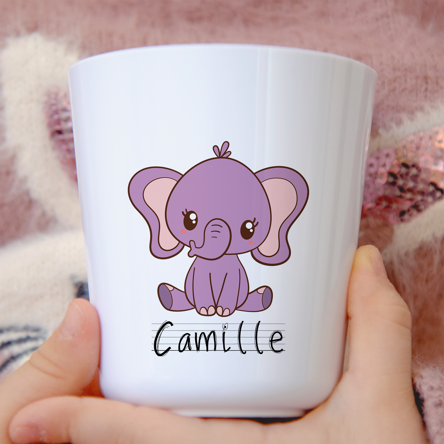 Gobelet enfant personnalisé avec un éléphant rose et un prénom