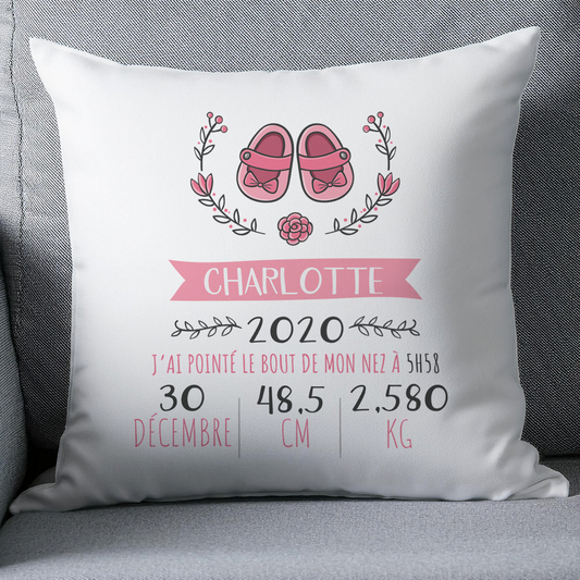 coussin naissance personnalisé rose chaussons fille