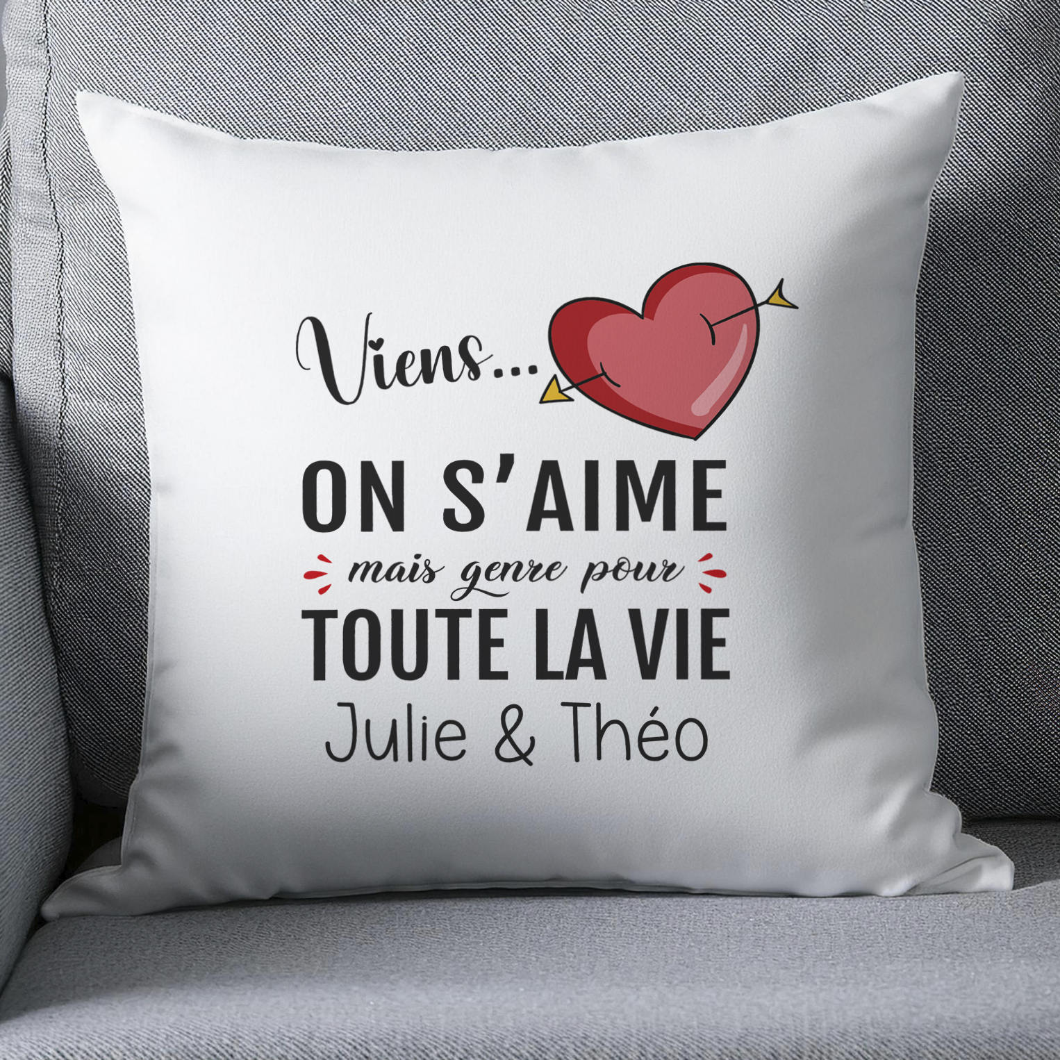 Coussin personnalisé Saint-Valentin avec prénoms
