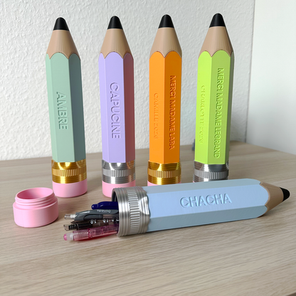 Crayon plumier XXL personnalisé gravé - cadeau maîtresse fin d'année scolaire - Koala Bleu
