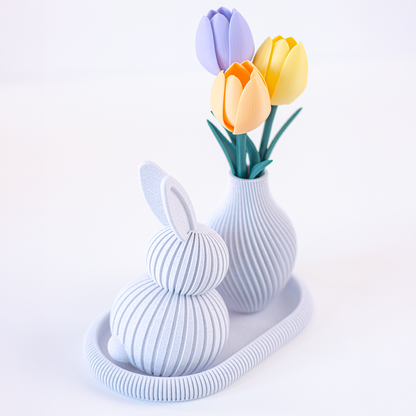 Décor de printemps – Lapin et vase design avec tulipes