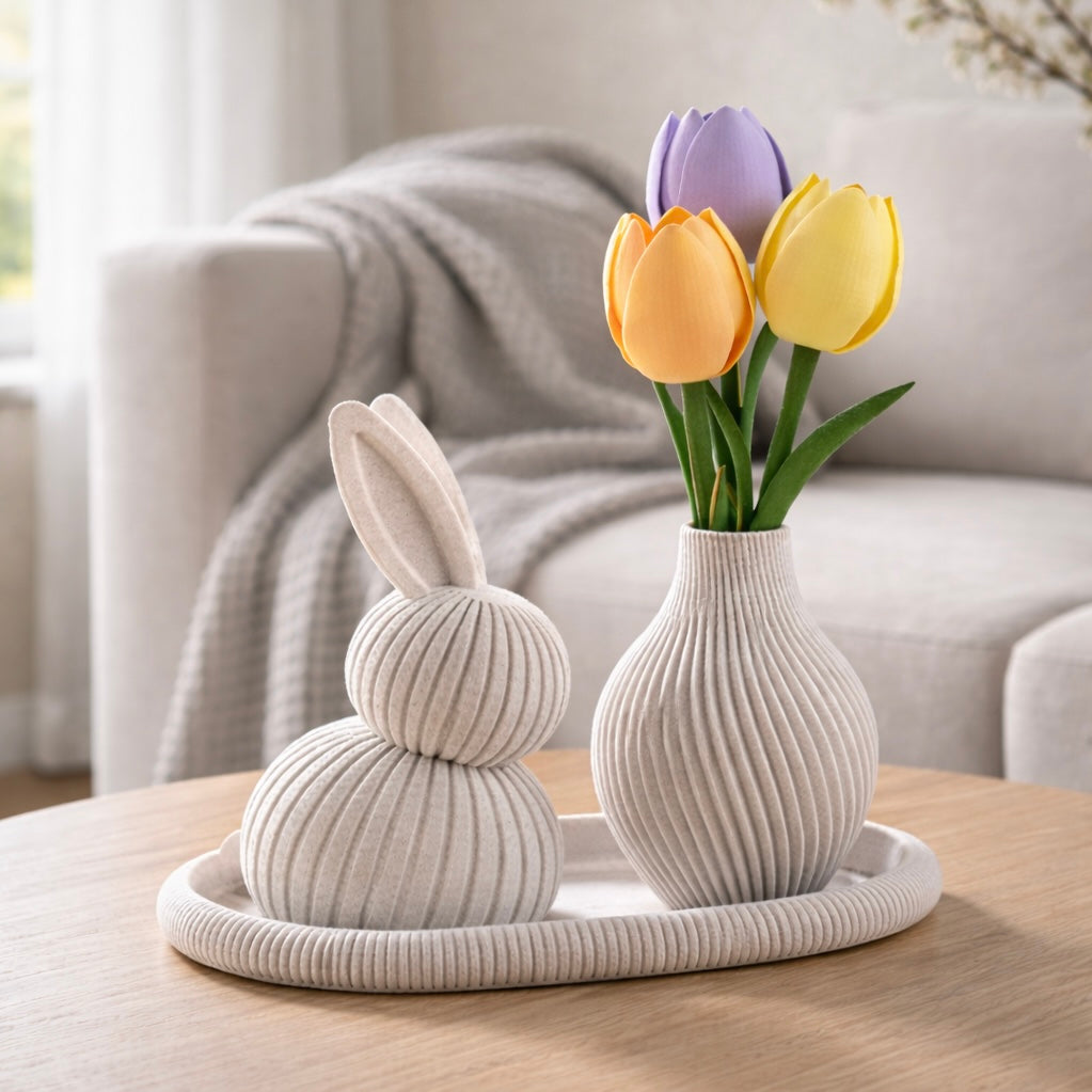 Décor de printemps – Lapin et vase design avec tulipes