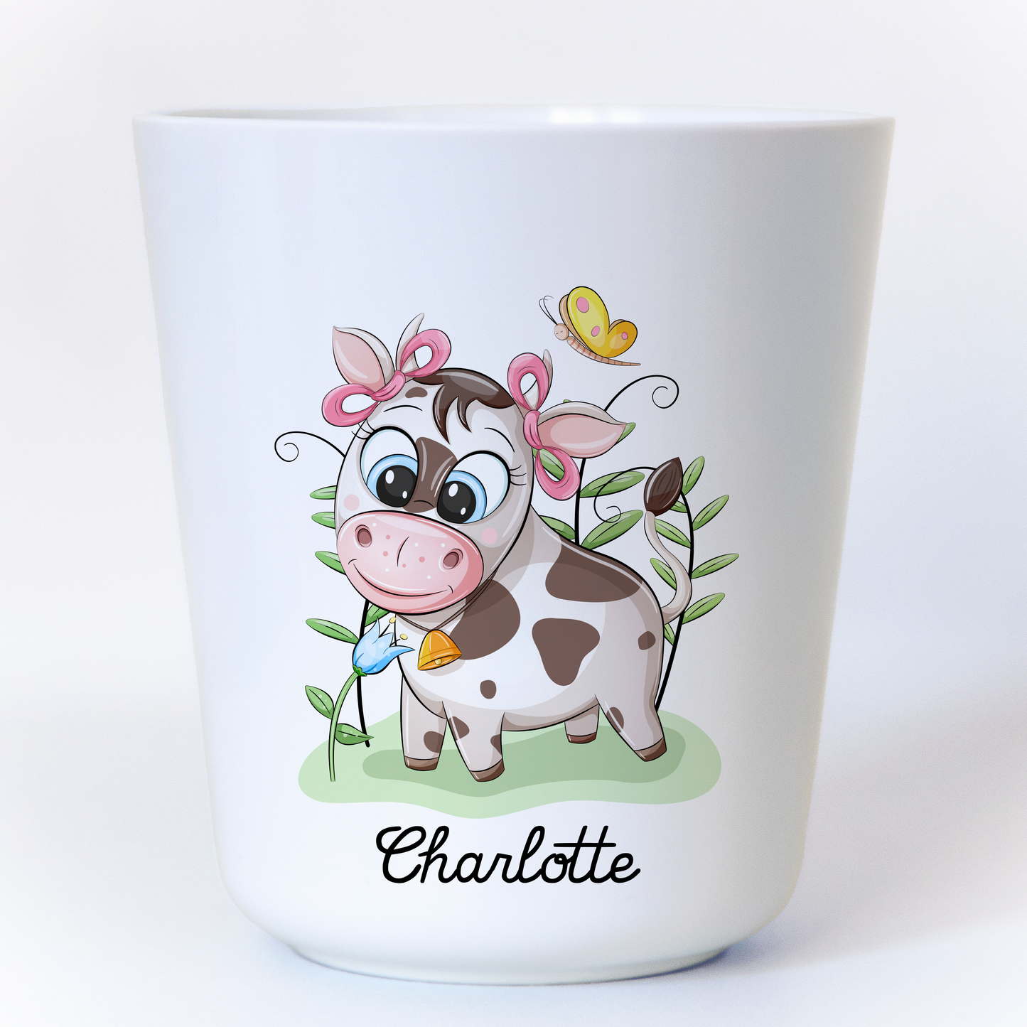 Gobelet enfant personnalisé avec une vache trop mignonne et un prénom