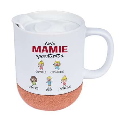 Mug personnalisé "Mamie et ses petits-enfants" avec prénoms et dessins des petits-enfants