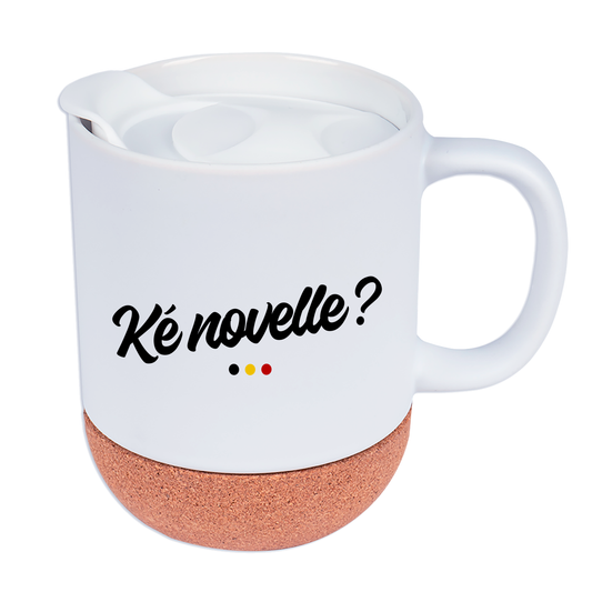 Mug personnalisé Liégeois "Ké Novelle ?" avec socle en liège et couvercle – Personnalisable avec prénom ou texte