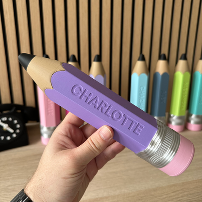 Trousse à stylo personnalisée en forme de Crayon XXL avec prénom gravé