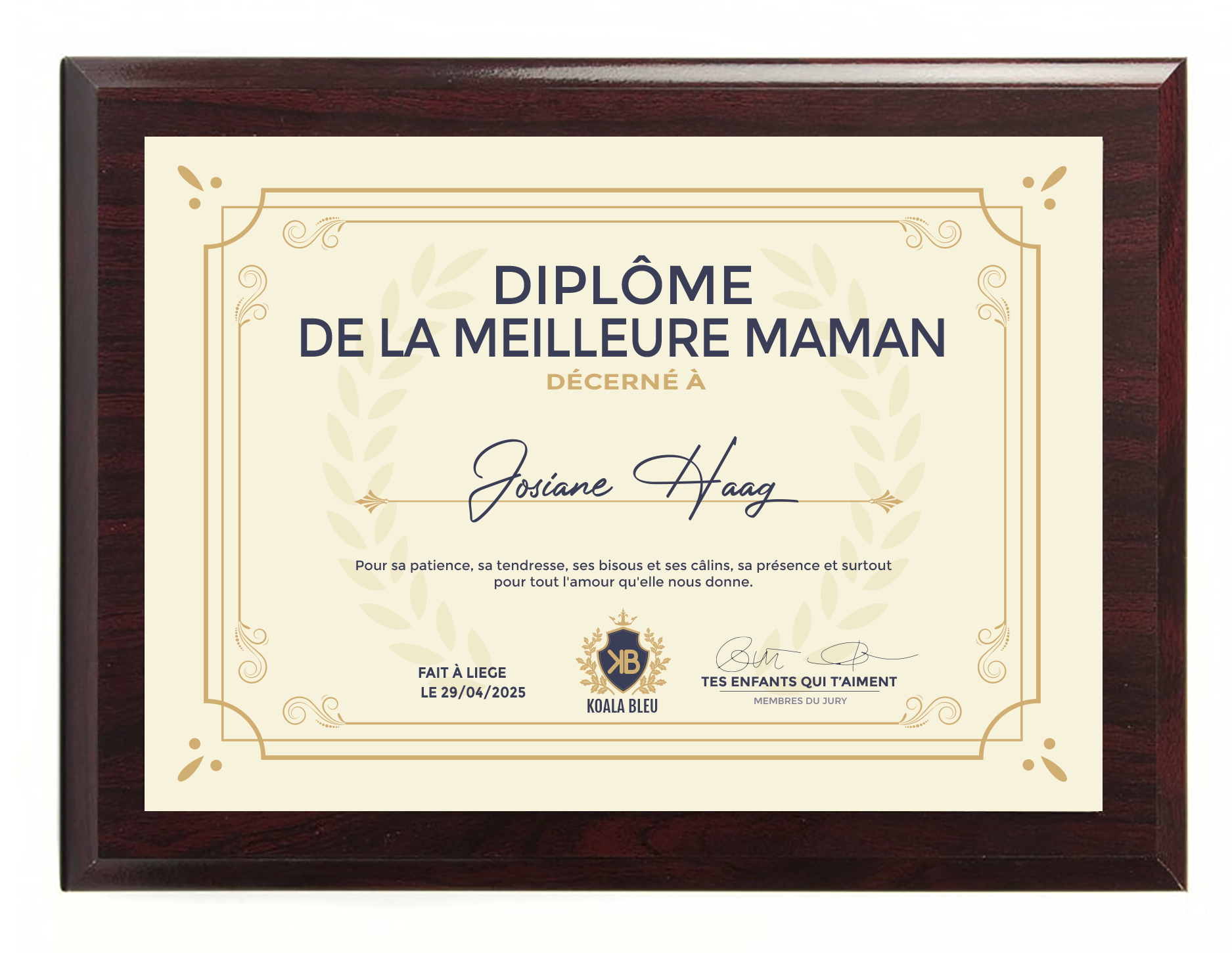 Diplôme personnalisé “Meilleure Maman” sur plaque aluminium avec support bois